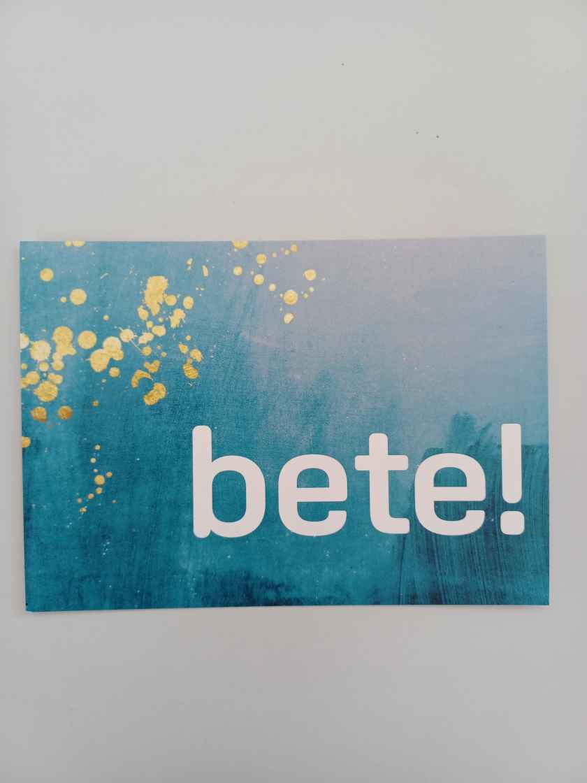 Bete Postkarte