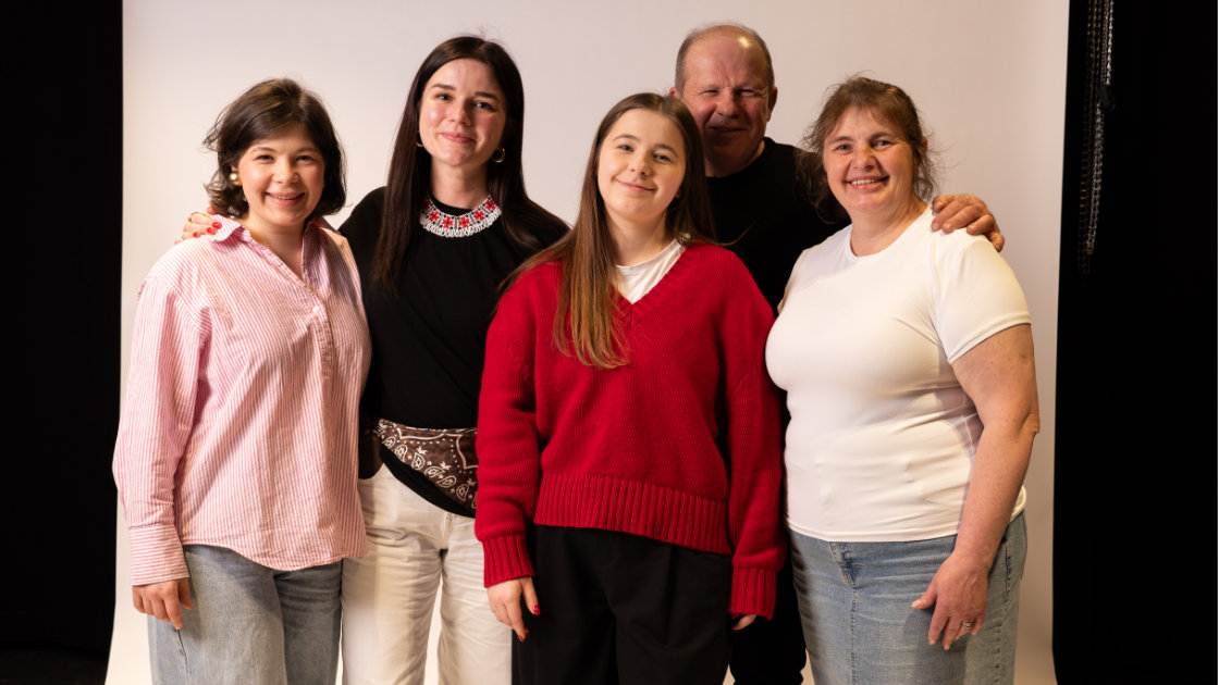 Anja, Alex und Ana und deren Familie