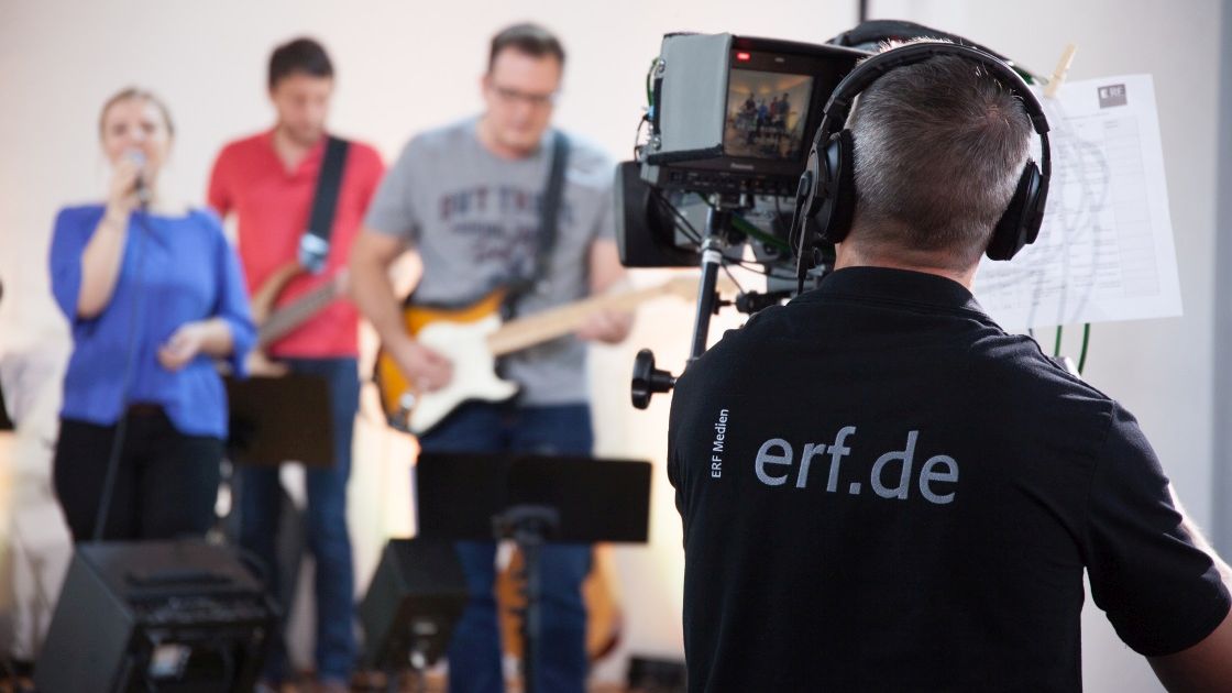 ERF Gottesdienst in der Gemeinde (Foto: ERF)