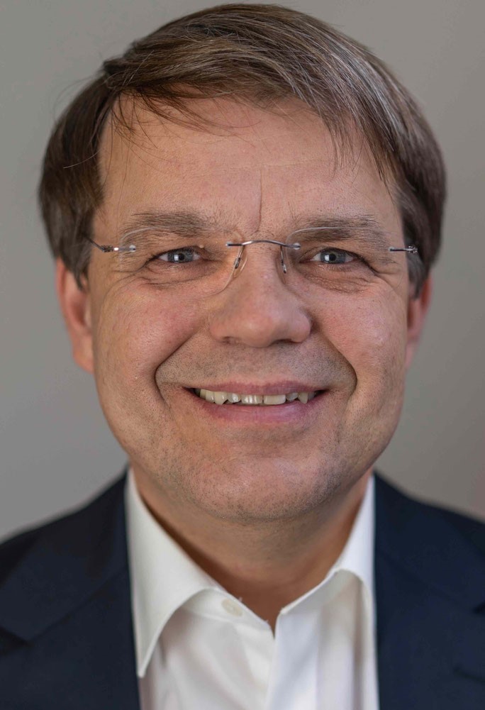 Armin Bachor