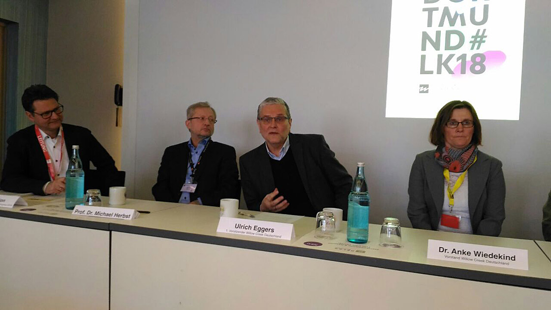Bild mit den Veranstalten des Willow Leitungskongresses (Foto: Andreas Odrich)