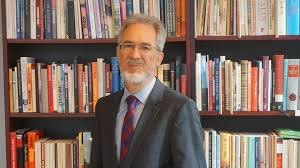 Professor Christof Sauer von der FTH Gießen