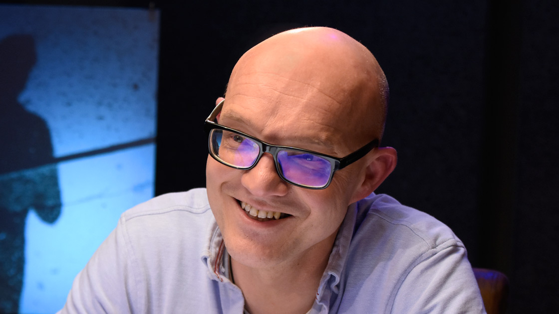 Volker Halfmann in der Sendung ERF MenschGott