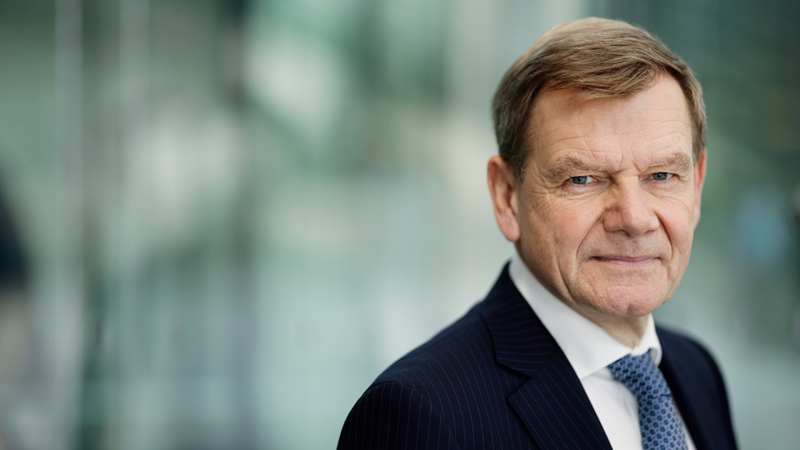 Vorschaubild: Die Friedensethik und der Außenminister