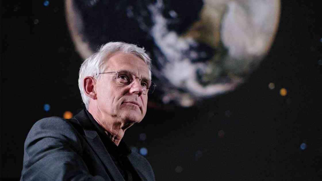 Vorschaubild: Wie überstehen wir das Ende, Herr Astrophysiker?