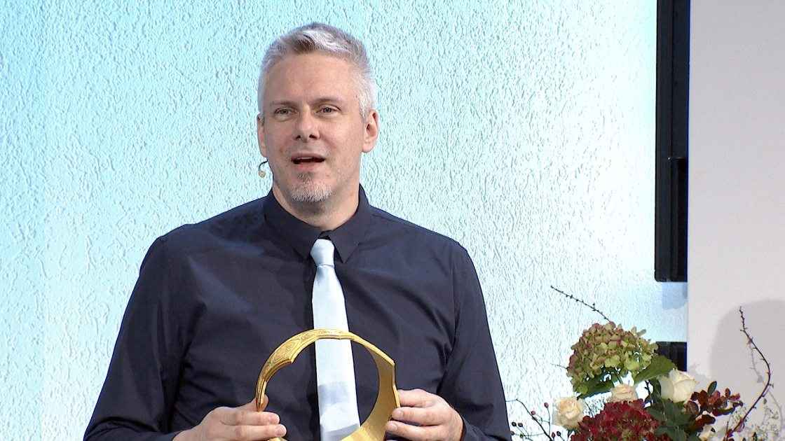 Vorschaubild: „Würdevoll – Die Würde des Menschen“